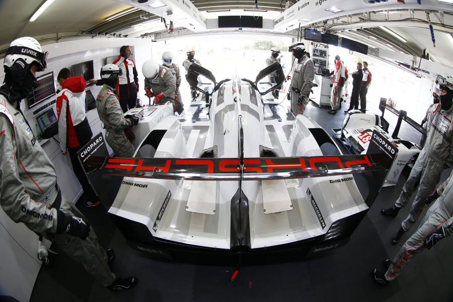  Porsche 919 Hybrid 2015 года  (фото 43 из 481)